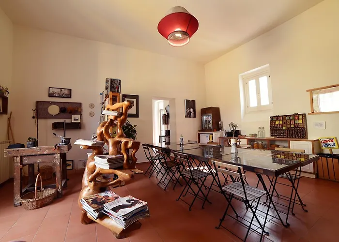 The Church 5* Neapol